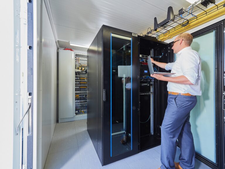 EPS Electric Power Systems GmbH